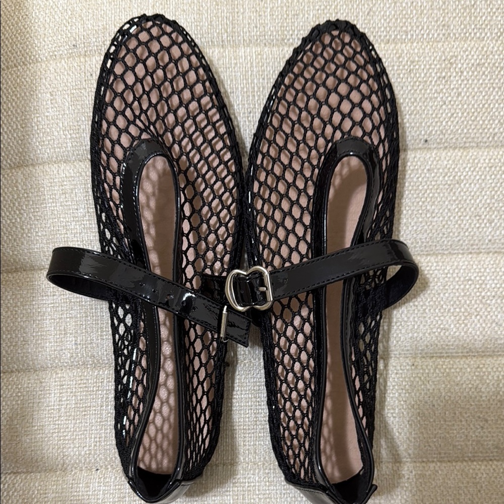 Black Mesh Women's Flats